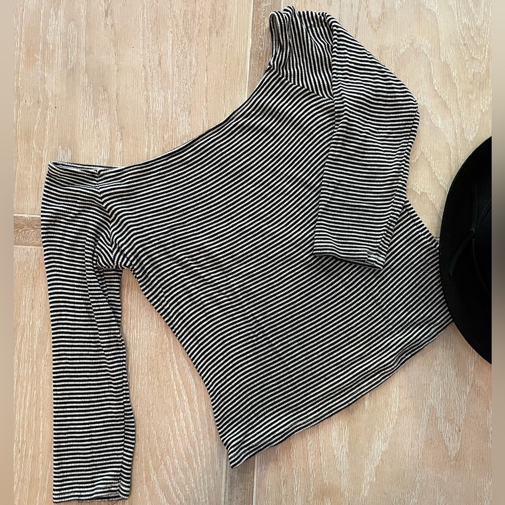 Striped boat neck cropped top